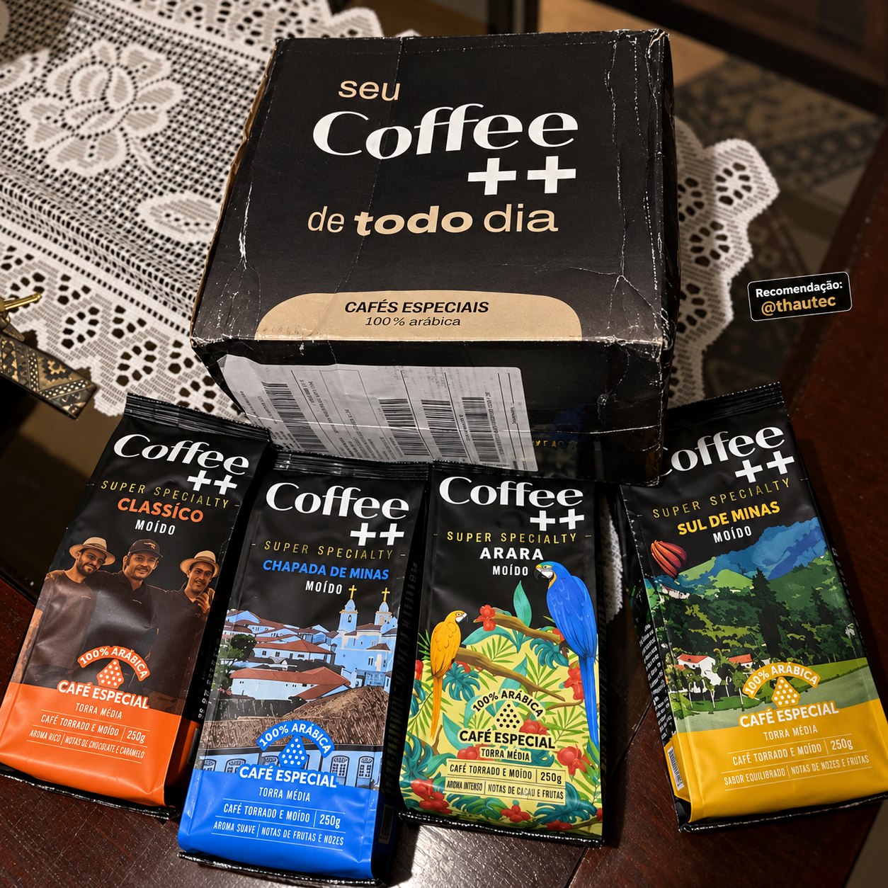 (PRIMEIRA COMPRA) Kit 4 Cafés Especiais em Grãos Coffee++: Arara, Chapada de Minas, Cerrado Mineiro e Clássico - 250g cada